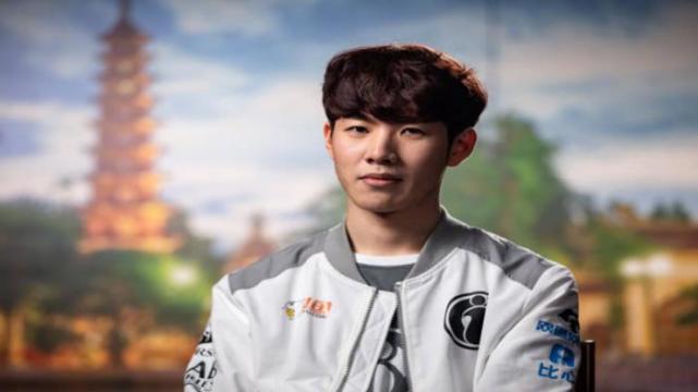 都远超普通 都远超普通