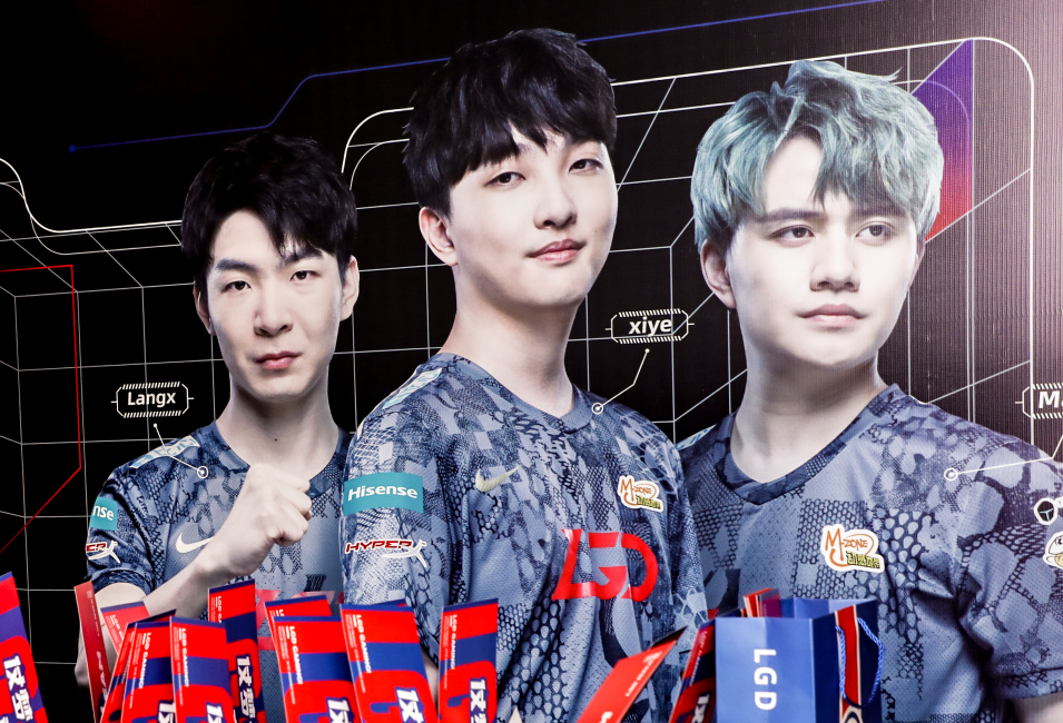 了一笔浓重 了一笔浓重